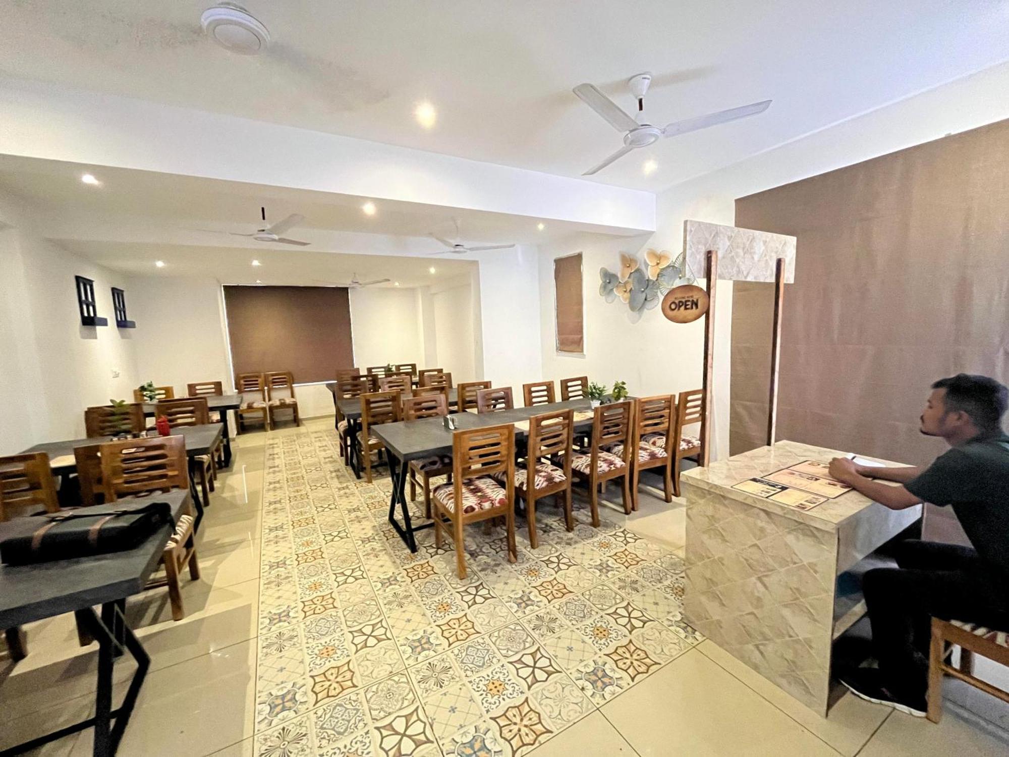 Goa Stay Hotel Calangute Zewnętrze zdjęcie